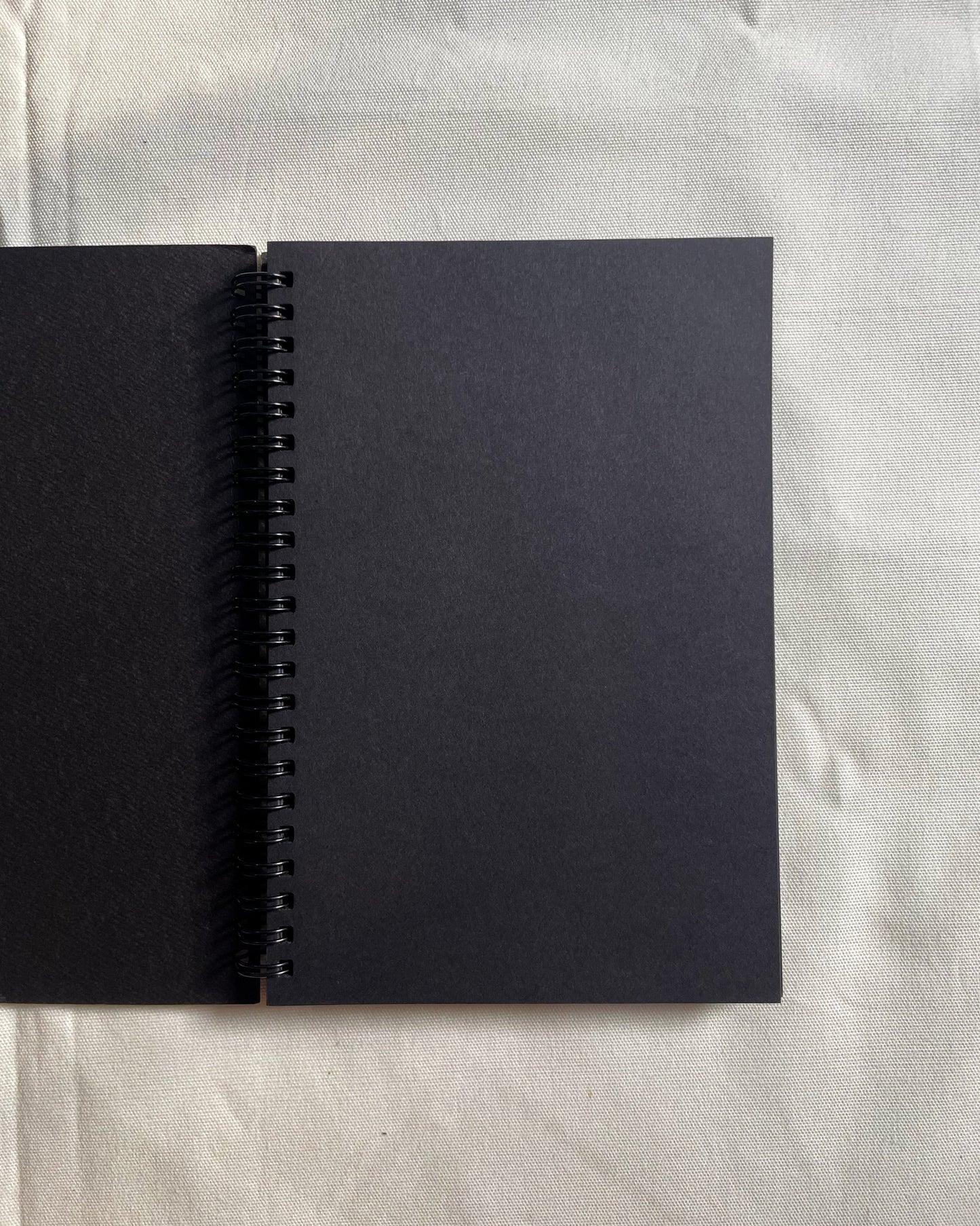 Suna hai jugnon - Black Paper Journal