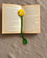 Crochet Daisy Bookmark